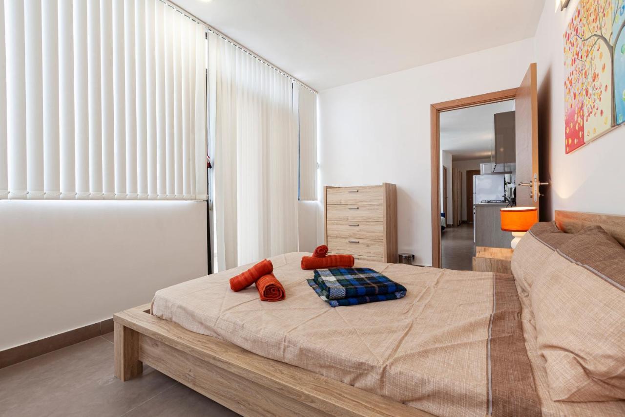 דירות סיינט פול ביי Perfect Seaview Penthouse מראה חיצוני תמונה