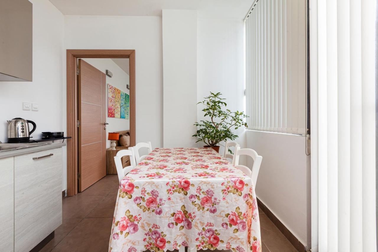 דירות סיינט פול ביי Perfect Seaview Penthouse מראה חיצוני תמונה